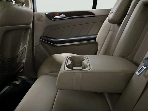 Used 2013 Mercedes-Benz GL 450 4MATIC image 67