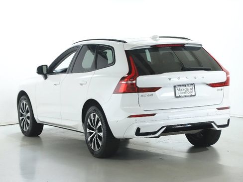 Used 2024 Volvo XC60 B5 Plus AWD/4WD image 42