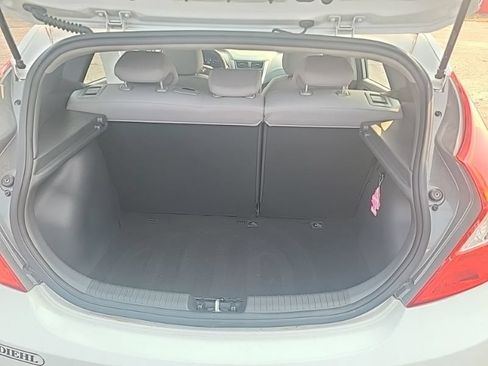 Used 2017 Hyundai Accent SE FWD image 11