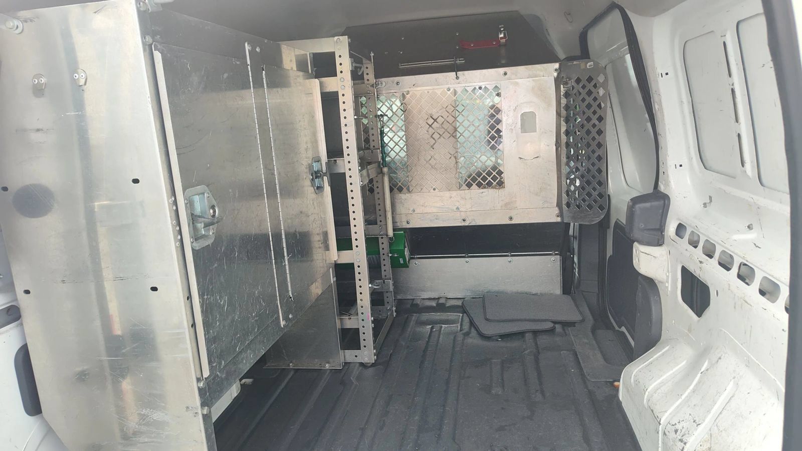 Used 2012 Ford Transit Connect XLT FWD image 11