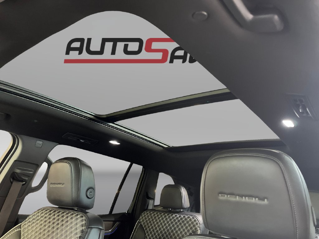 Used 2025 GMC Acadia Denali w/ Super Cruise Package AWD/4WD image 12