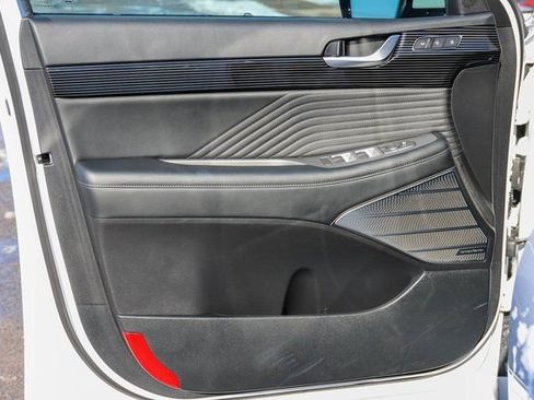 Used 2024 Hyundai Palisade Calligraphy image 10
