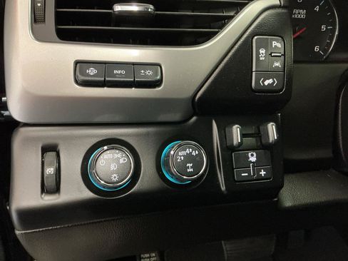 Used 2019 Chevrolet Tahoe Premier AWD/4WD image 58