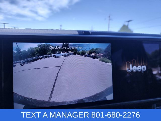 Used 2024 Jeep Wrangler Unlimited Rubicon 4xe AWD/4WD image 17