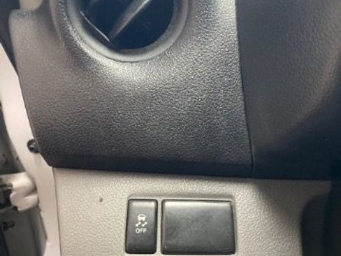 Used 2020 Nissan NV200 S image 25