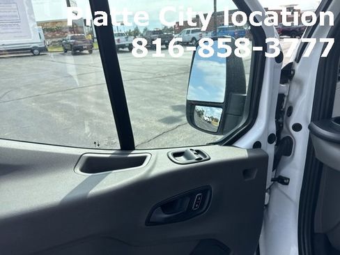 Used 2024 Ford Transit 250 Low Roof w/ Exterior Upgrade Package image 24