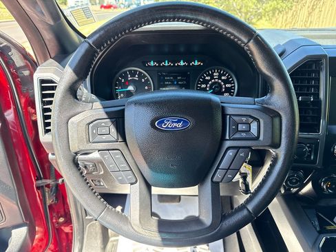 Used 2018 Ford F150 XLT w/ Equipment Group 302A Luxury image 15