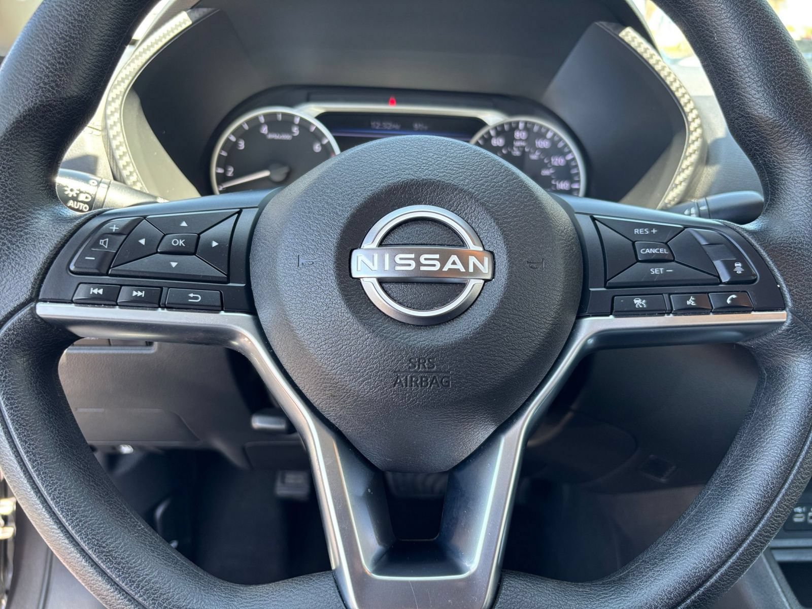 Used 2025 Nissan Sentra SV FWD image 25