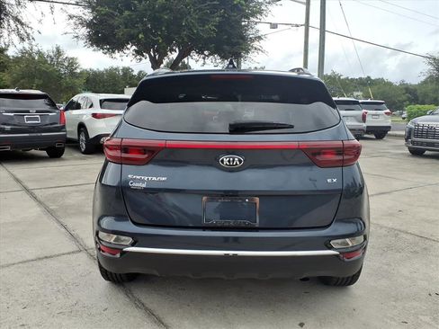 Used 2022 Kia Sportage EX image 6