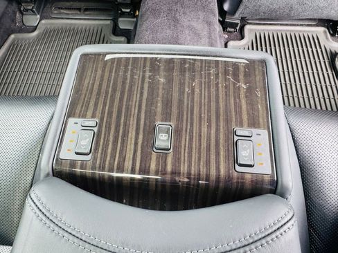 Used 2014 Lexus LS 460 L image 17