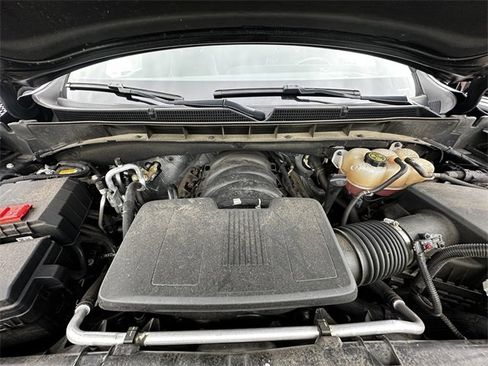 Used 2023 Cadillac Escalade Premium Luxury image 31