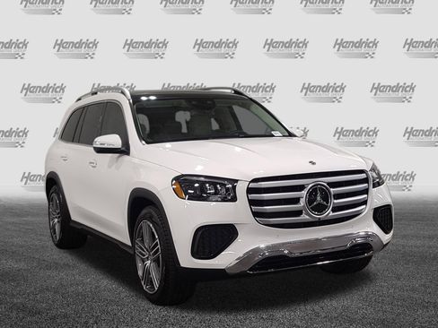 New 2026 Mercedes-Benz GLS 450 4MATIC image 2