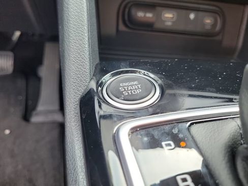 Used 2025 Kia Sportage EX FWD image 35