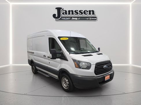Used 2016 Ford Transit 250 130 Medium Roof image 5