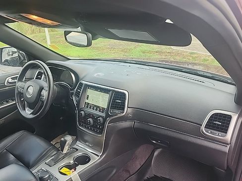 Certified 2018 Jeep Grand Cherokee Limited AWD/4WD image 40