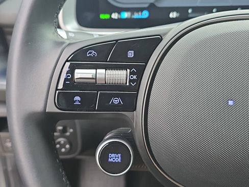 Certified 2025 Hyundai Ioniq 6 SEL image 17