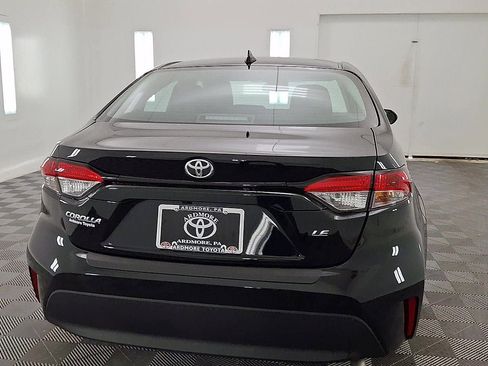 Certified 2024 Toyota Corolla LE image 3