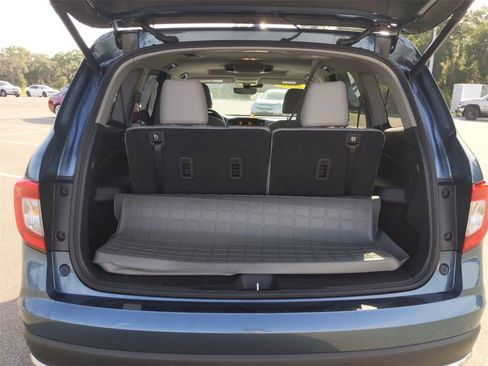 Used 2020 Honda Pilot Touring image 12