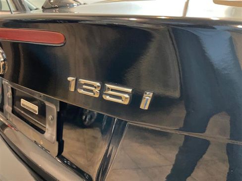 Used 2009 BMW 135i Convertible image 31