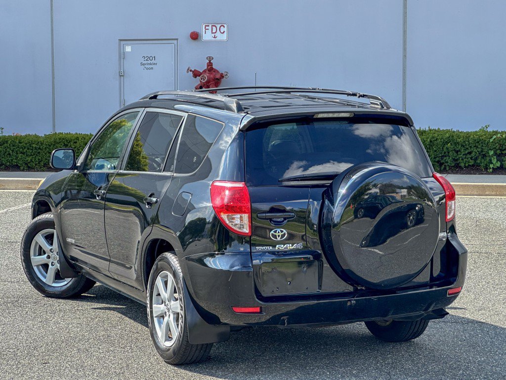 Used 2007 Toyota RAV4 Limited w/ Tow Prep Pkg AWD/4WD image 15
