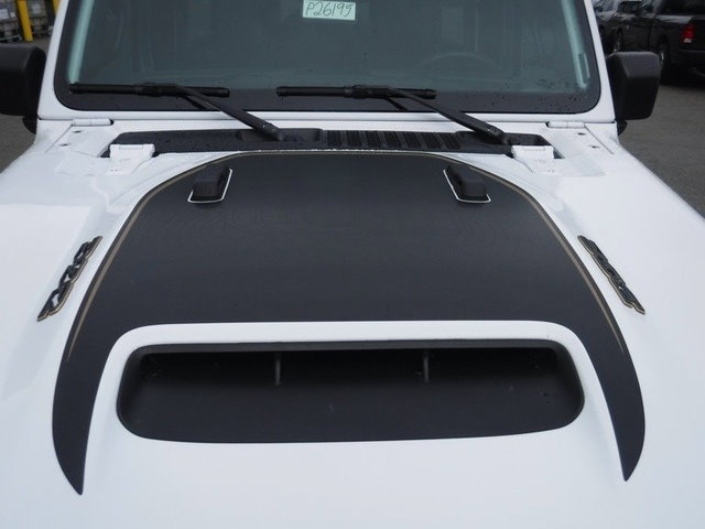 Used 2025 Jeep Wrangler Unlimited Rubicon 392 AWD/4WD image 9