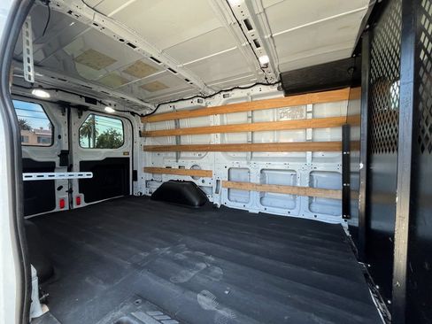 Used 2019 Ford Transit 250 130 Low Roof w/ Exterior Upgrade Package RWD image 7