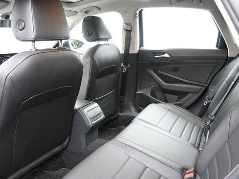 Certified 2021 Volkswagen Jetta SE FWD image 13