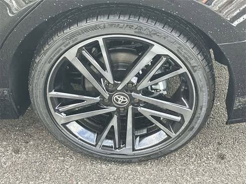 Used 2025 Toyota Camry XSE image 5