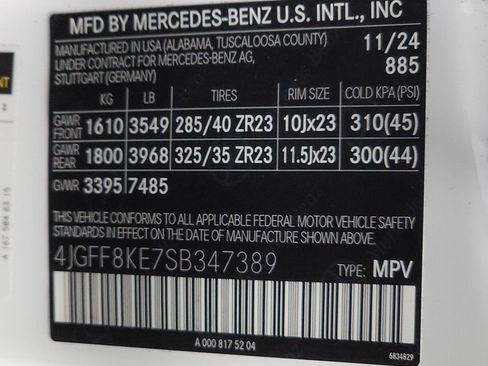 Certified 2025 Mercedes-Benz GLS 63 AMG 4MATIC image 40