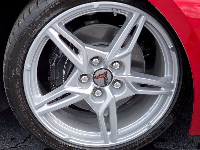 Used 2025 Chevrolet Corvette Stingray Coupe w/ 1LT RWD image 7