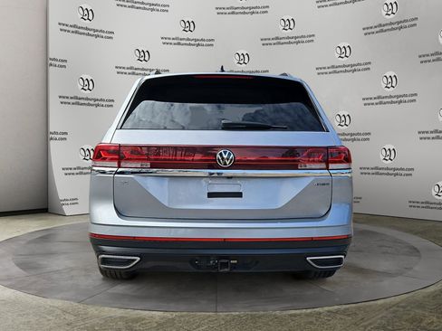 Used 2024 Volkswagen Atlas SE image 4