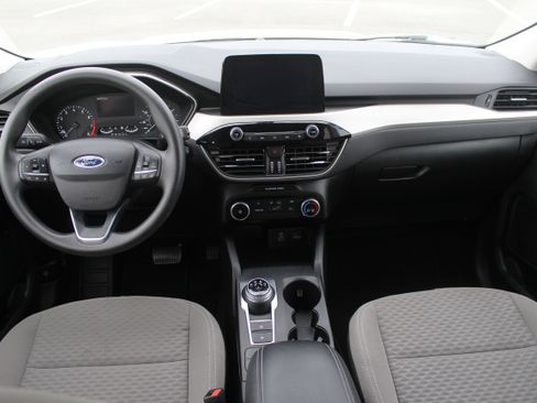 Used 2022 Ford Escape SE image 17