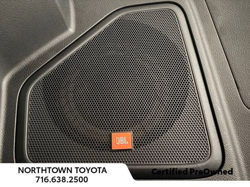 Used 2016 Toyota 4Runner Limited image 13