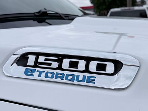 New 2026 RAM 1500 Tradesman AWD/4WD image 10