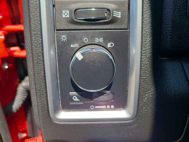 Used 2024 RAM 1500 Warlock RWD image 21