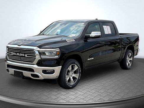 Used 2023 RAM 1500 Laramie AWD/4WD image 3