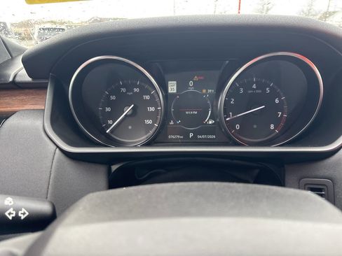 Used 2017 Land Rover Discovery HSE image 21