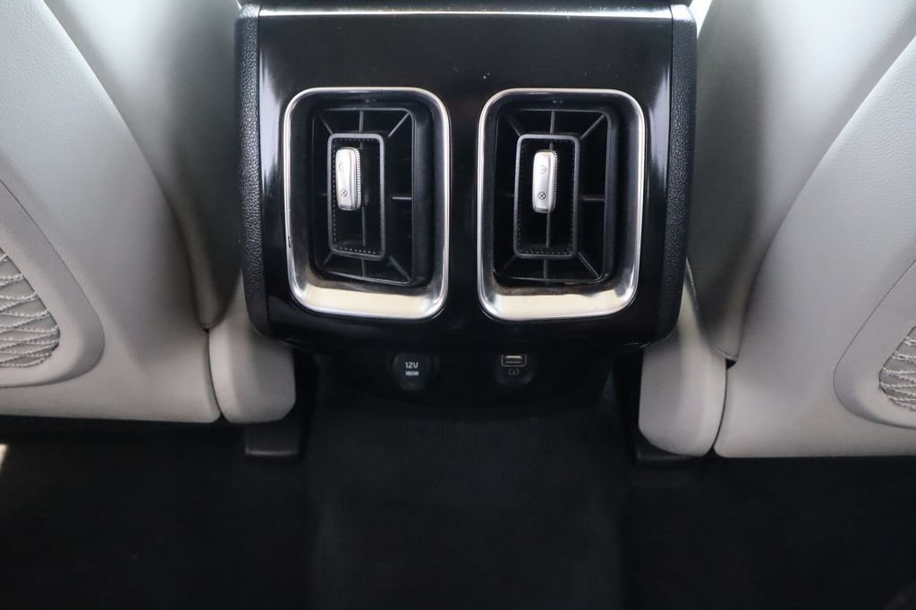 Used 2023 Kia Sorento SX FWD image 32