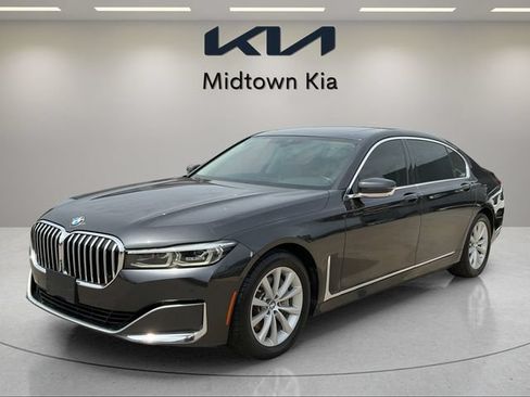 Used 2020 BMW 740i xDrive w/ Cold Weather Package AWD/4WD image 7