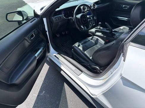 Used 2021 Ford Mustang GT Premium w/ GT Performance Package RWD image 15