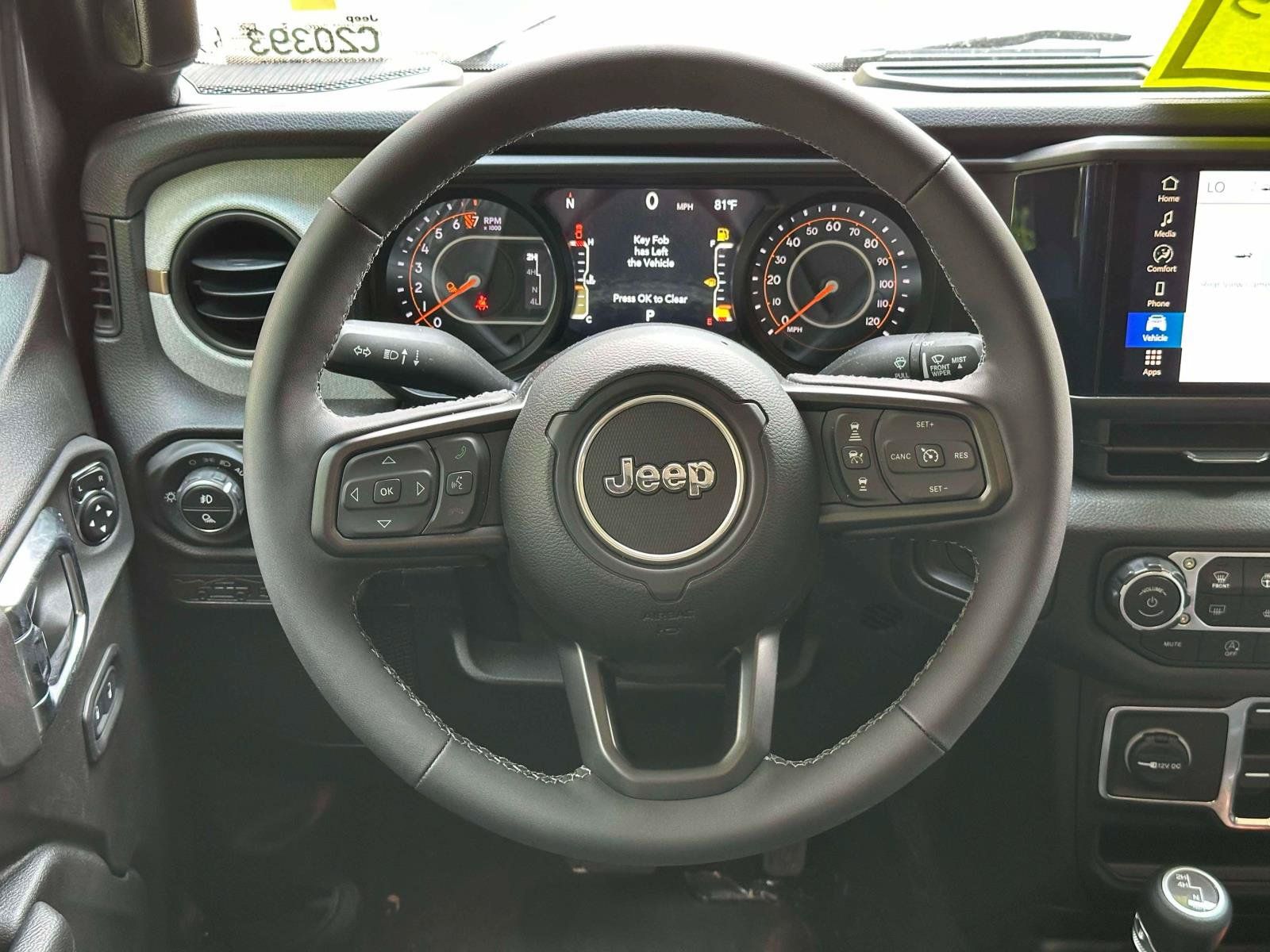 Used 2025 Jeep Gladiator Sport AWD/4WD image 12