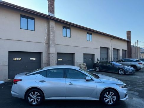 Used 2022 Nissan Altima 2.5 S image 6