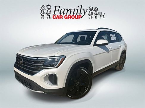 New 2026 Volkswagen Atlas SE FWD image 1