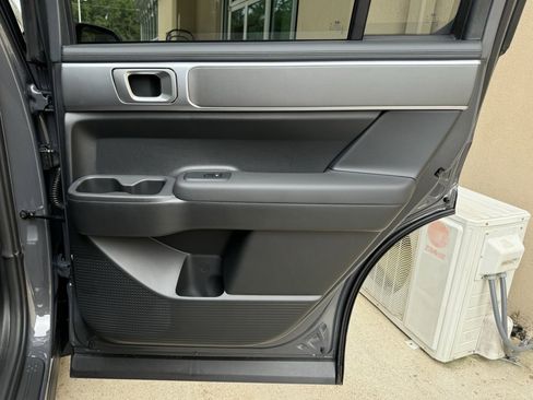 New 2025 Hyundai Santa Fe SE image 17