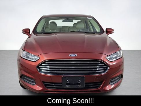Used 2014 Ford Fusion SE image 8