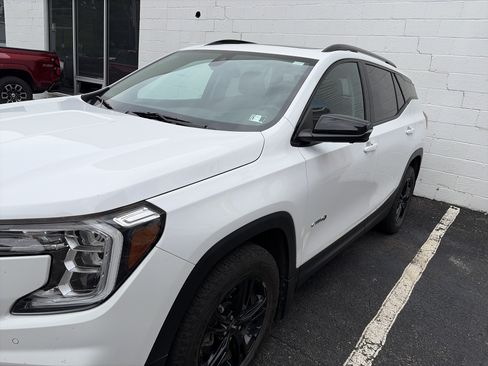 Certified 2024 GMC Terrain AT4 w/ Tech Package AWD/4WD image 3