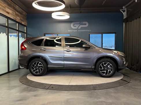 Used 2016 Honda CR-V EX image 2