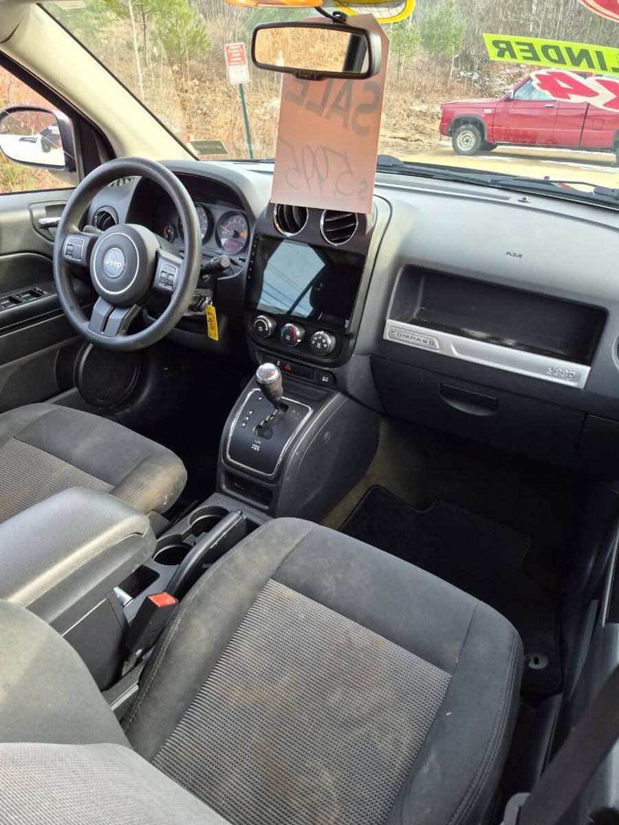 Used 2016 Jeep Compass Sport w/ Power Value Group AWD/4WD image 8