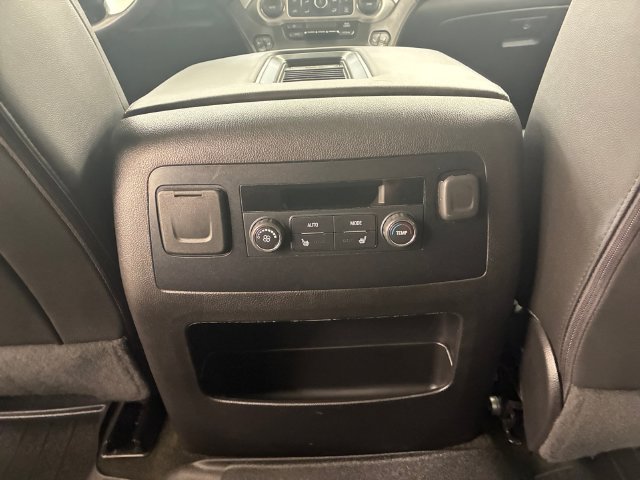 Certified 2017 GMC Yukon SLT w/ HD Trailering Package AWD/4WD image 19