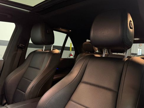 Certified 2020 Mercedes-Benz GLE 350 4MATIC image 25